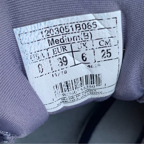 Brooks Ghost 12 Running Athletic Sneakers Shoes - Picture 13 of 13